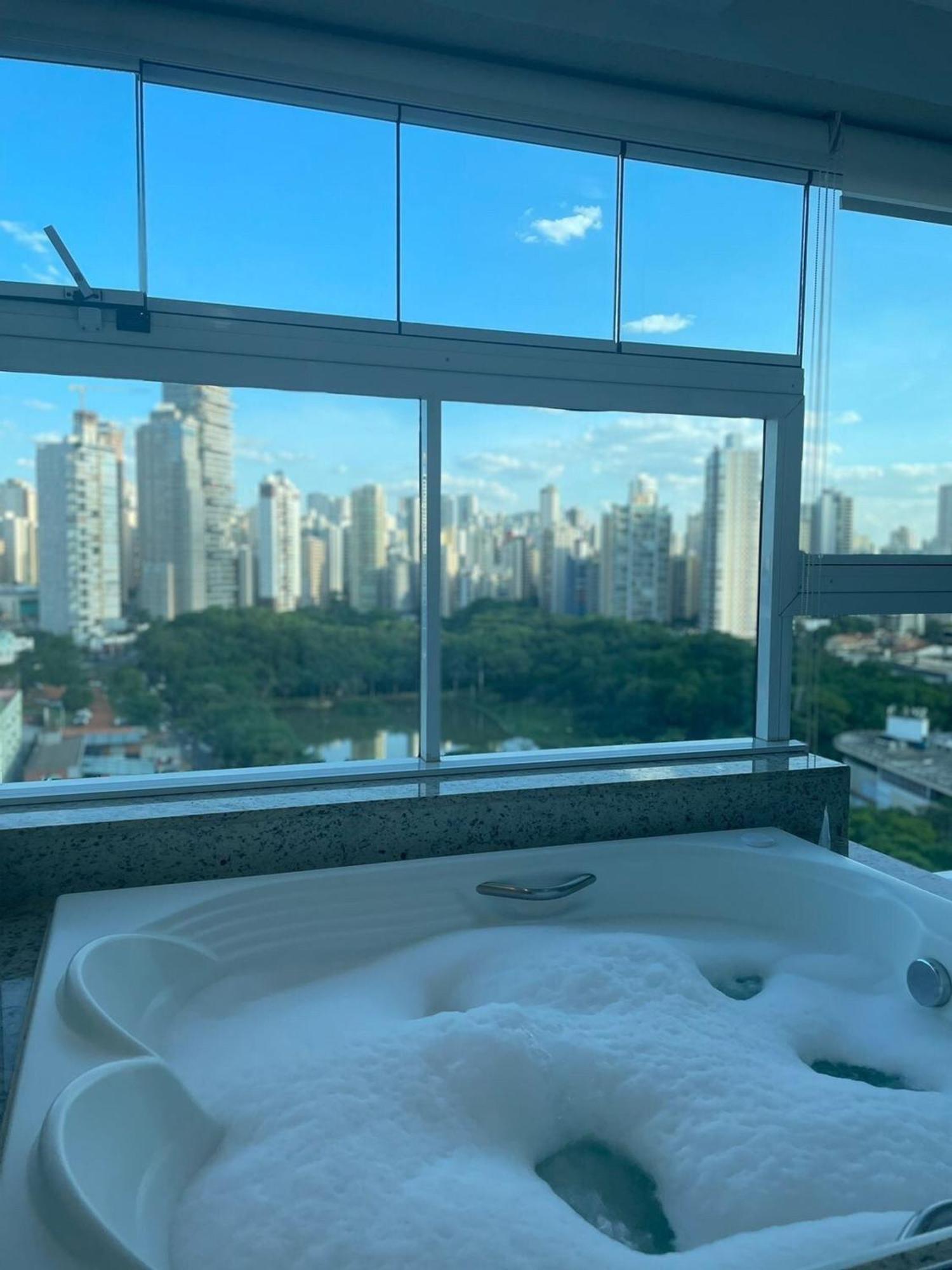 1 Qts.| 2 Hosp. | Jacuzzi Na Varanda | Linda Vista Goiania Ngoại thất bức ảnh